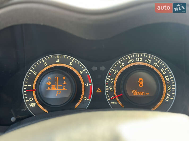 Хэтчбек Toyota Auris 2012 в Киеве