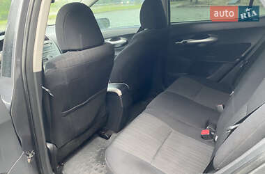 Хэтчбек Toyota Auris 2007 в 
