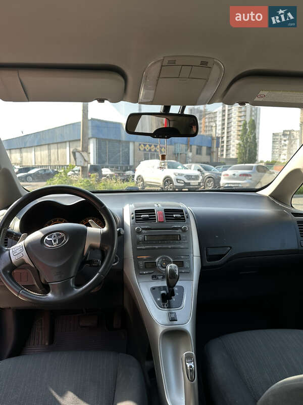 Хэтчбек Toyota Auris 2008 в Харькове