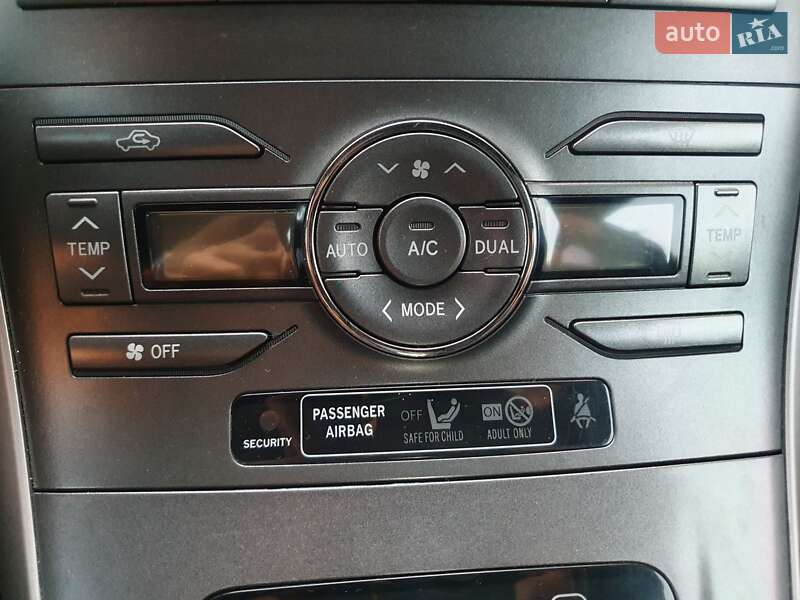 Хэтчбек Toyota Auris 2007 в Виннице