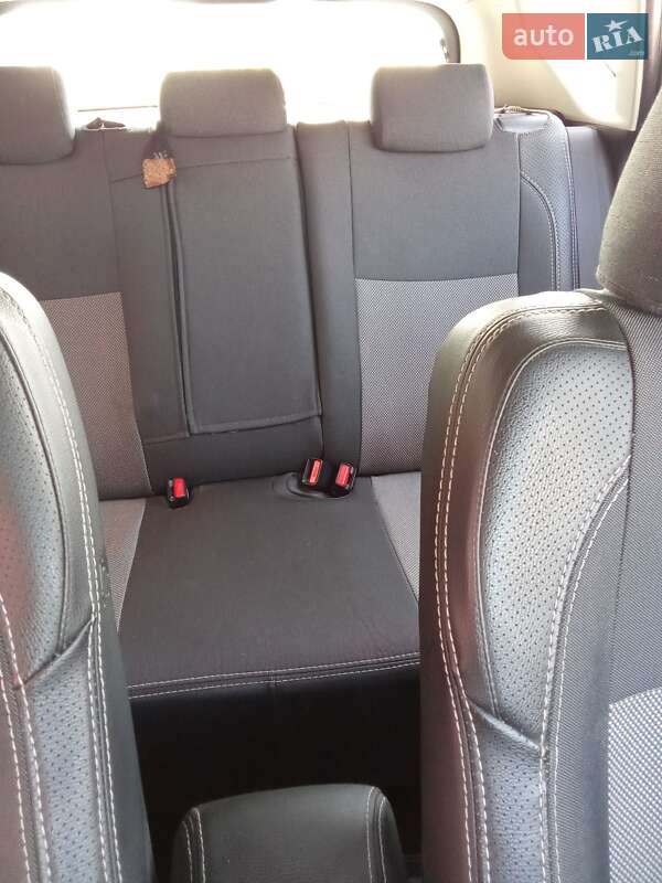 Хетчбек Toyota Auris 2013 в Білій Церкві фото 7 Хетчбек Toyota Auris 2013 в Білій Церкві