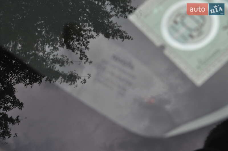 Хэтчбек Toyota Auris 2011 в Киеве