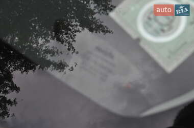 Хэтчбек Toyota Auris 2011 в 