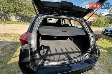 Универсал Toyota Auris 2015 в Ахтырке