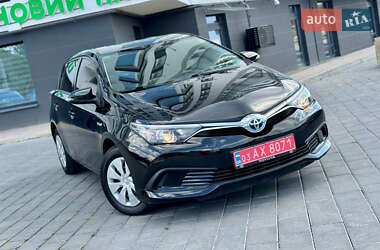Хэтчбек Toyota Auris 2016 в Дрогобыче