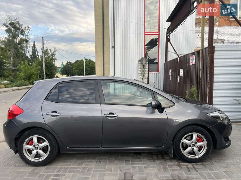 Хетчбек Toyota Auris 2007 в Коростишеві