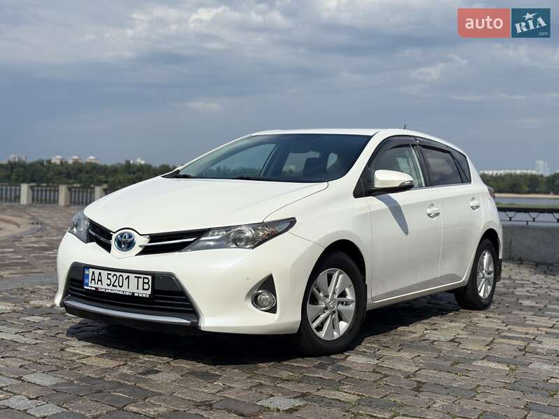 Toyota Auris 2013