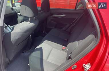 Хэтчбек Toyota Auris 2008 в 