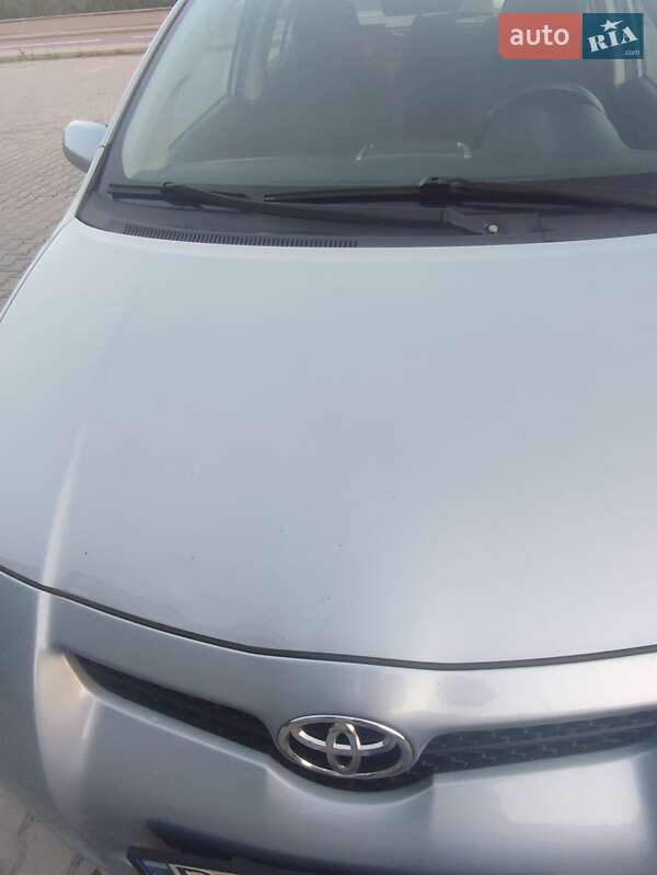 Хетчбек Toyota Auris 2007 в Дрогобичі