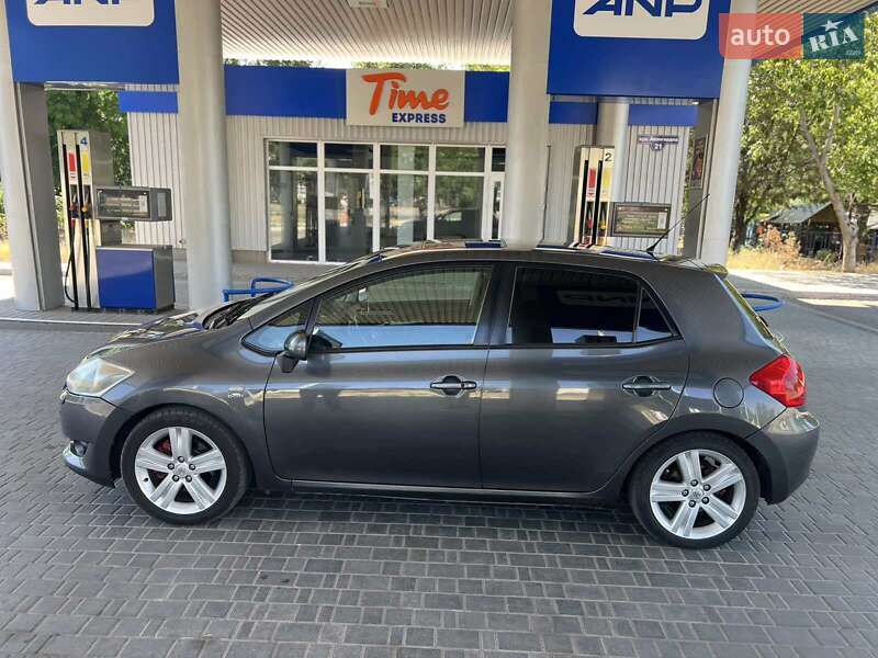 Хэтчбек Toyota Auris 2007 в Николаеве