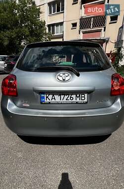 Хэтчбек Toyota Auris 2008 в Киеве