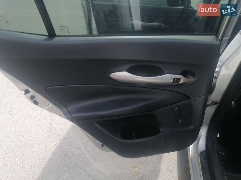 Хетчбек Toyota Auris 2007 в Новомосковську