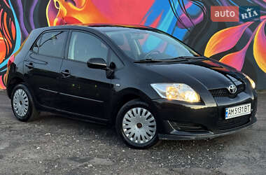 Хетчбек Toyota Auris 2008 в Житомирі