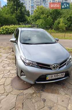 Хетчбек Toyota Auris 2012 в Чернігові