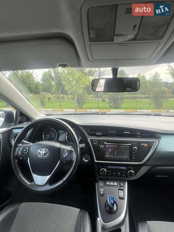 Хетчбек Toyota Auris 2013 в Києві фото 18 Хетчбек Toyota Auris 2013 в Києві