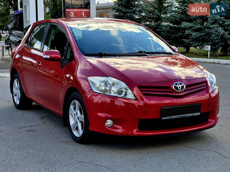 Toyota Auris 2010
