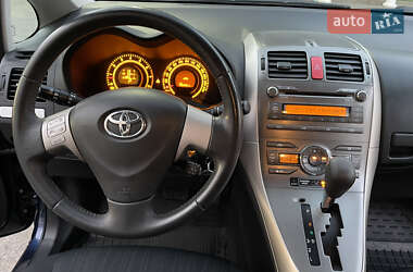 Хетчбек Toyota Auris 2009 в Києві