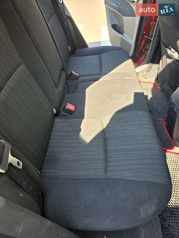 Хэтчбек Toyota Auris 2007 в Киеве фото 27 Хэтчбек Toyota Auris 2007 в Киеве