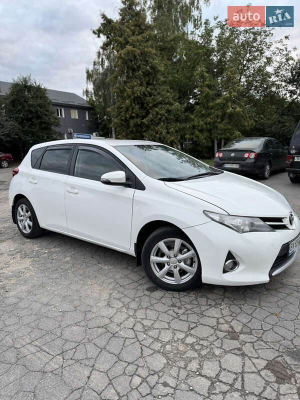 Хэтчбек Toyota Auris 2013 в Хмельницком фото 6 Хэтчбек Toyota Auris 2013 в Хмельницком