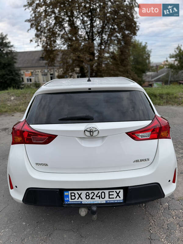 Хэтчбек Toyota Auris 2013 в Хмельницком фото 35 Хэтчбек Toyota Auris 2013 в Хмельницком