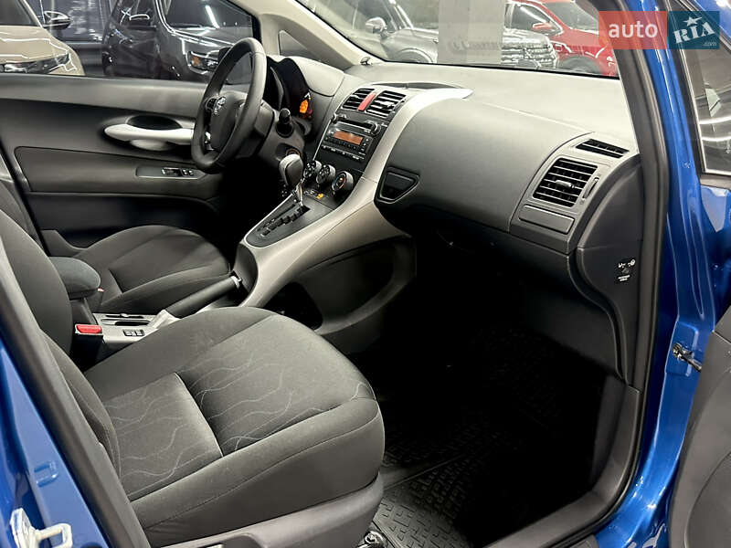 Хэтчбек Toyota Auris 2011 в Харькове фото 24 Хэтчбек Toyota Auris 2011 в Харькове