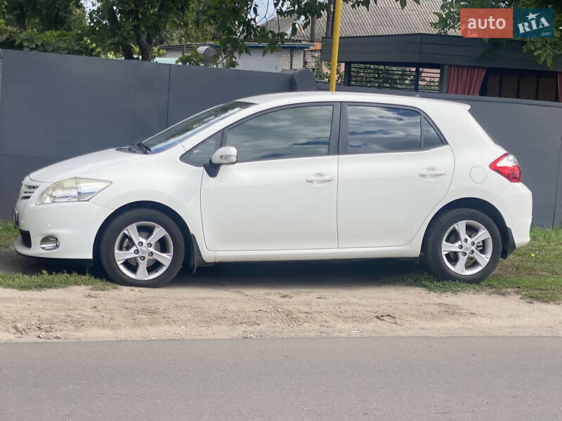 Toyota Auris 2011 Toyota Auris 2011