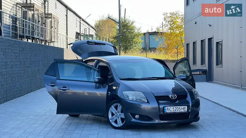 Toyota Auris