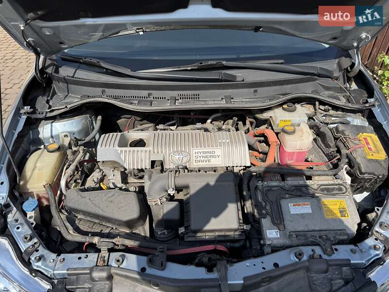 Хэтчбек Toyota Auris 2013 в Хмельницком