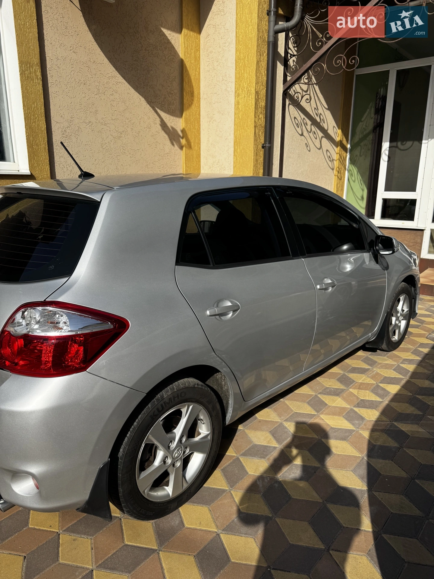 2011 Toyota Auris - мініатюра 3