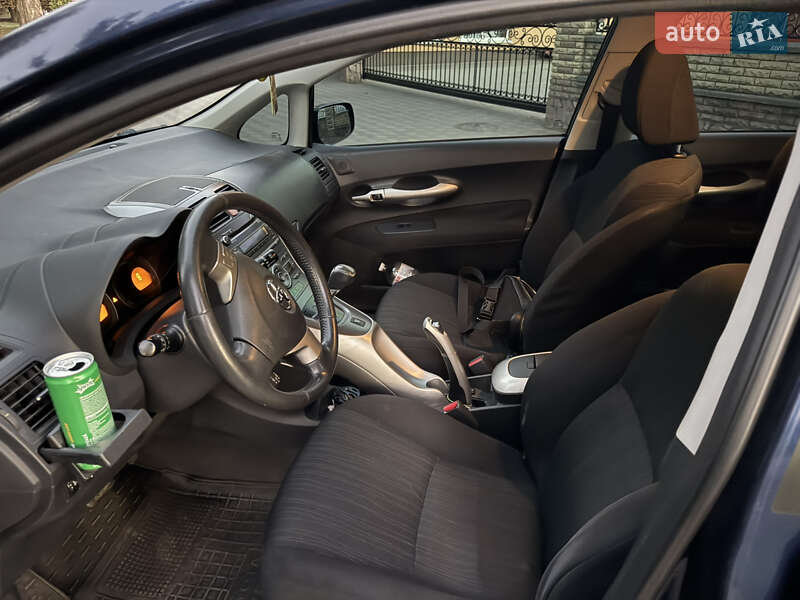 Хетчбек Toyota Auris 2007 в Лубнах