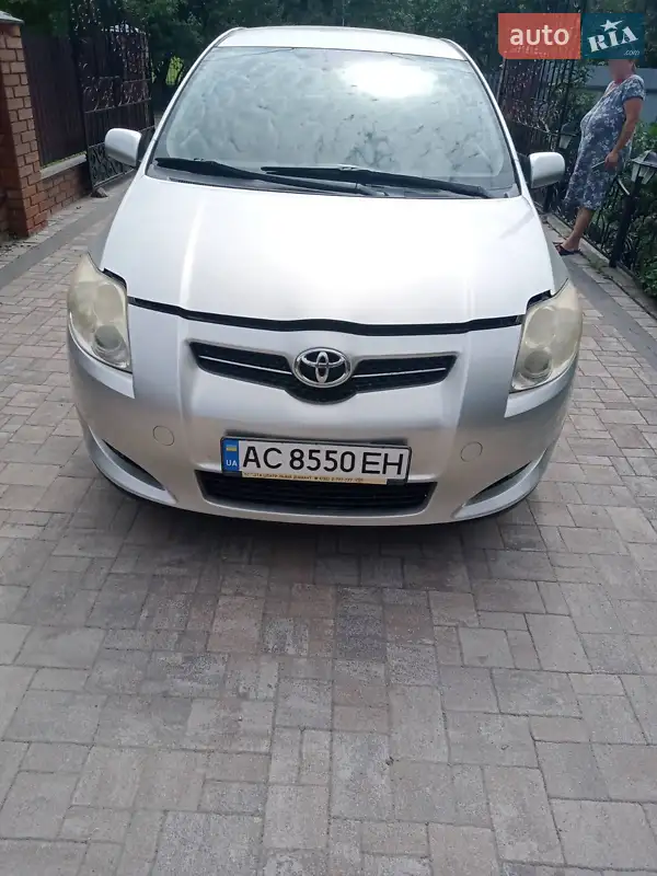 Toyota Auris