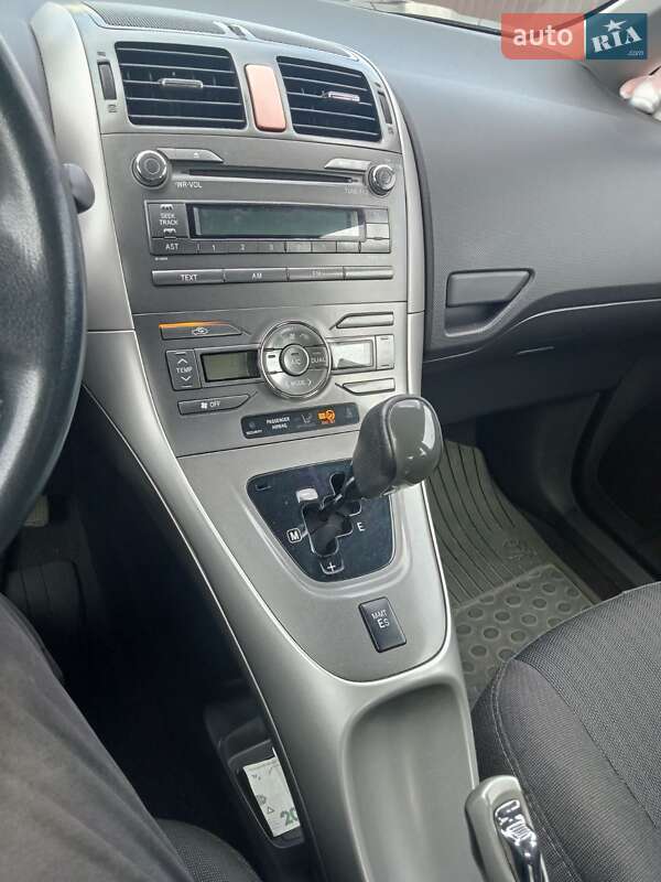 Хетчбек Toyota Auris 2007 в Луцьку
