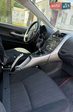 Хэтчбек Toyota Auris 2008 в 