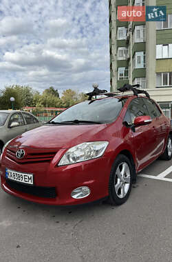 Хетчбек Toyota Auris 2012 в Києві