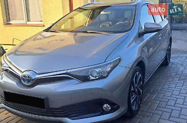 Універсал Toyota Auris 2015 в Києві