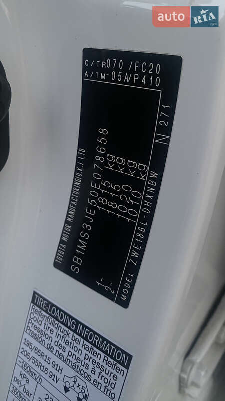 Хетчбек Toyota Auris 2014 в Василькові
