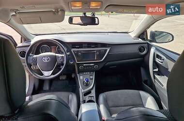 Универсал Toyota Auris 2013 в 