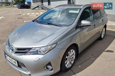 Универсал Toyota Auris 2013 в 