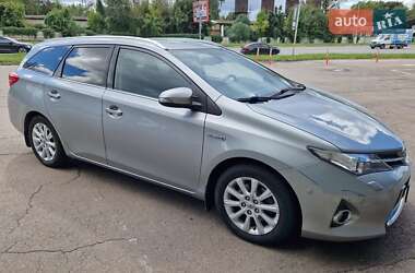 Универсал Toyota Auris 2013 в 