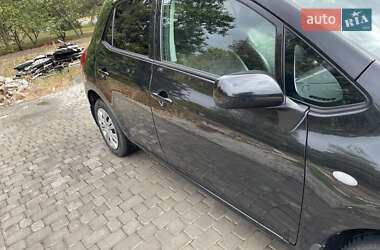 Хэтчбек Toyota Auris 2008 в 