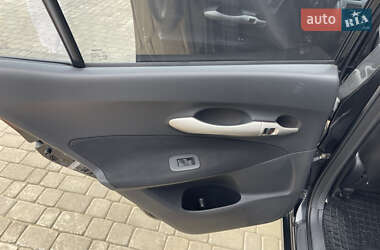 Хэтчбек Toyota Auris 2008 в 