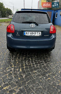 Хэтчбек Toyota Auris 2008 в 
