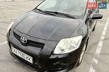 Хетчбек Toyota Auris 2008 в Києві