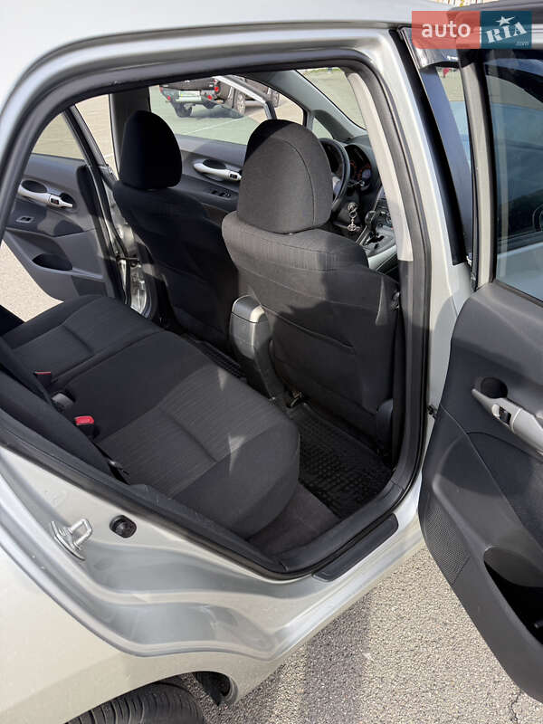 Хэтчбек Toyota Auris 2008 в Киеве