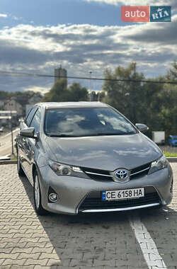 Хэтчбек Toyota Auris 2014 в Черновцах