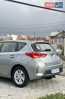 Хэтчбек Toyota Auris 2014 в 