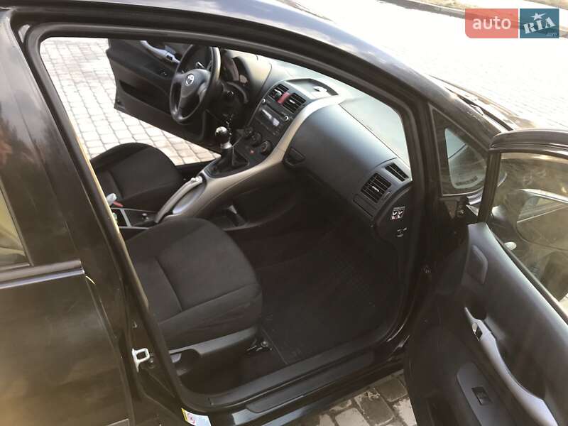 Хетчбек Toyota Auris 2008 в Львові