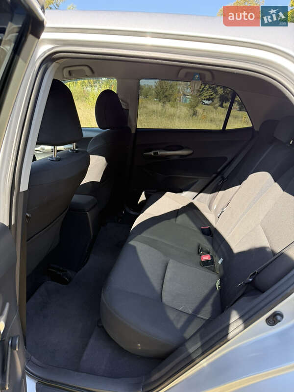 Хэтчбек Toyota Auris 2010 в Ивано-Франково фото 15 Хэтчбек Toyota Auris 2010 в Ивано-Франково