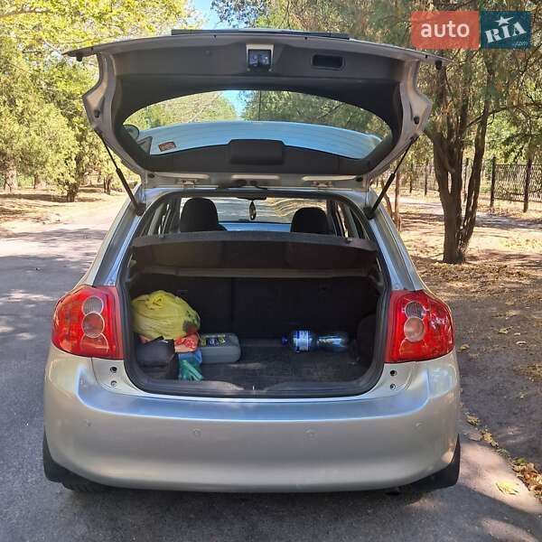 Хэтчбек Toyota Auris 2008 в Никополе фото 25 Хэтчбек Toyota Auris 2008 в Никополе
