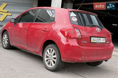 Хэтчбек Toyota Auris 2008 в 